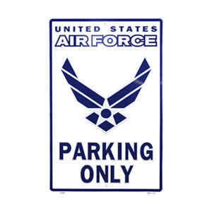 Metalen plaat groot 37. Air Force Parking Only