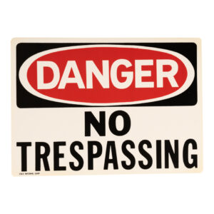 Plastic plaat klein Danger no trespassing #8178