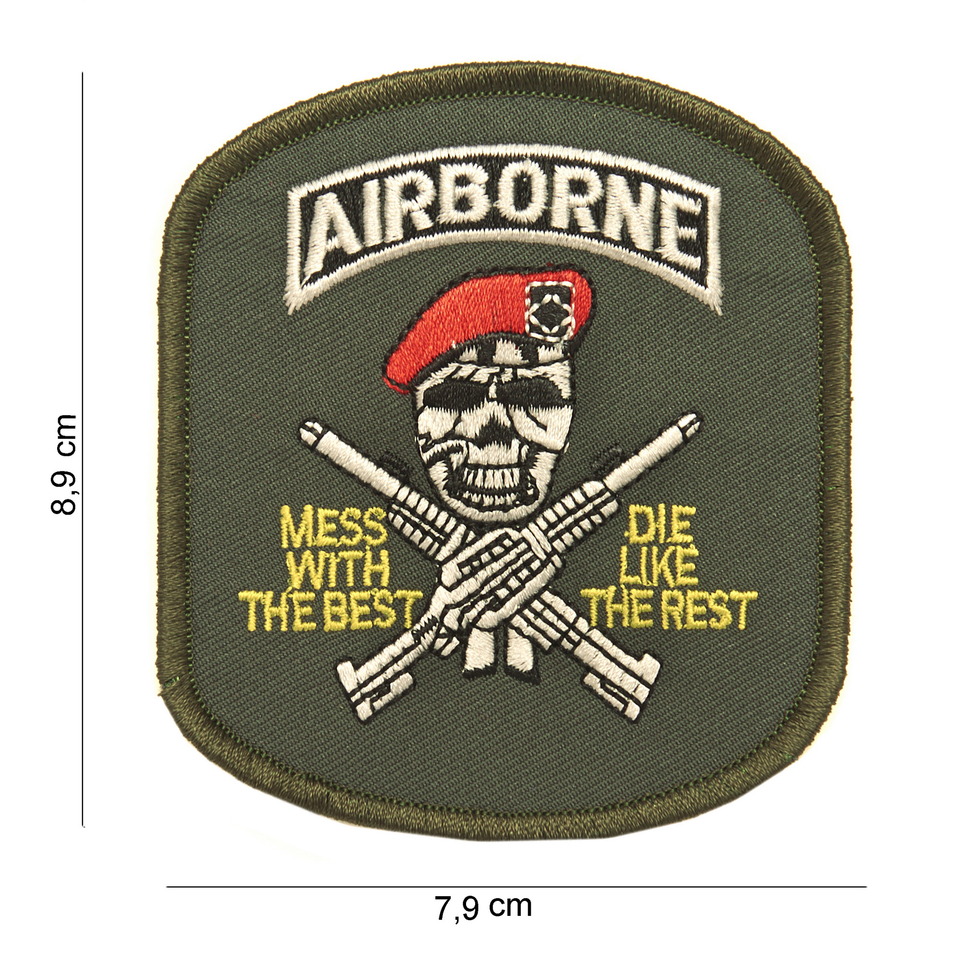 Embleem stof airborne (doodskop) #3057