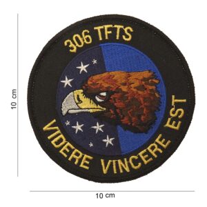 Embleem stof 306 TFTS videre vincere est #4004