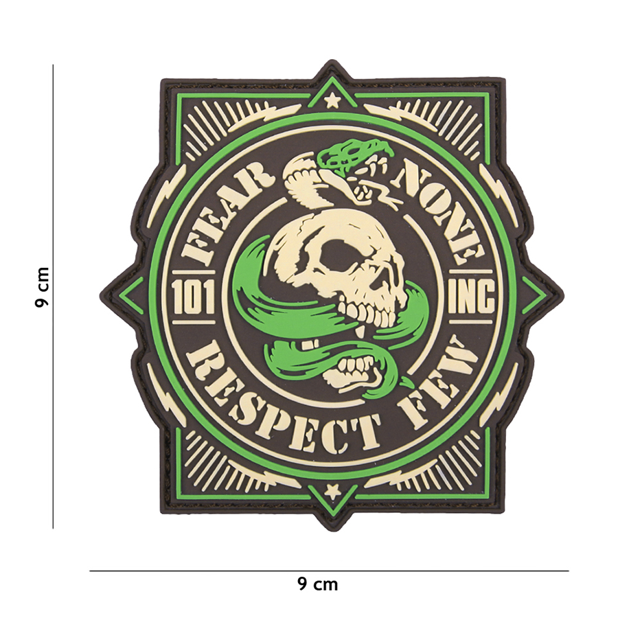 Embleem 3D PVC 101 INC Fear None bruin #4104