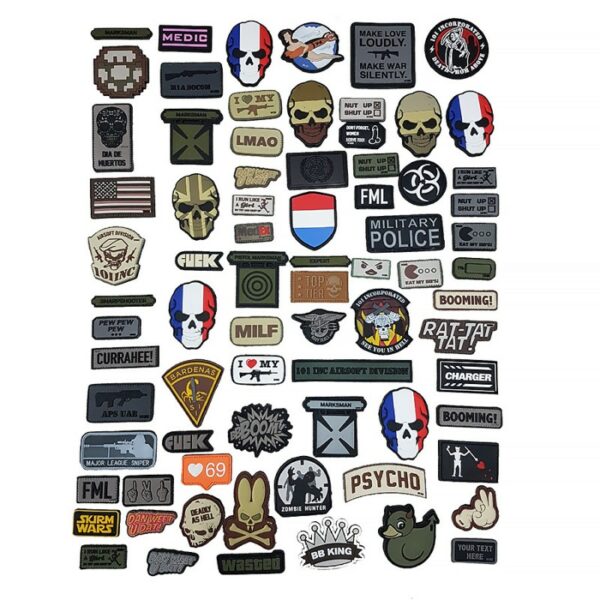 Zak assortie PVC emblemen 75 stuks