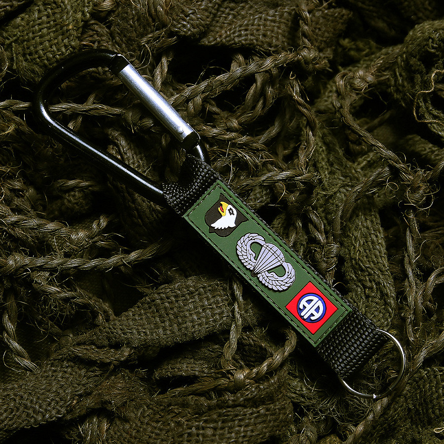 259142_99_airborne_carabiner_keychain_fostex_wwii_series.jpg